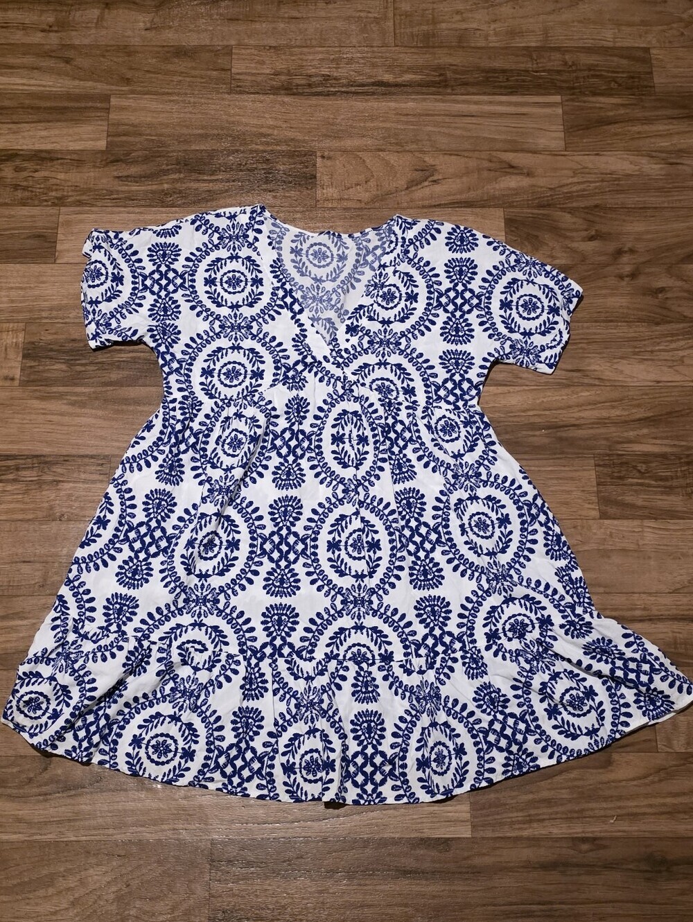 Blue and White V-Neck Patterned Tunic Top